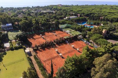 Tennis Courts