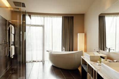Bathroom - Chalet Deluxe Suite