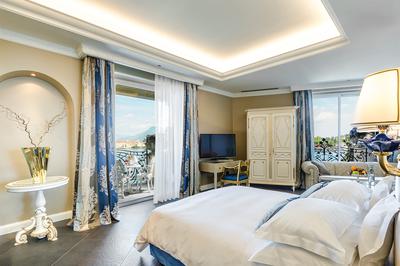 Junior Suite Lake View