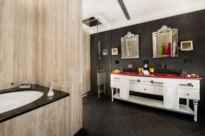 Belvedere Suite Lake View