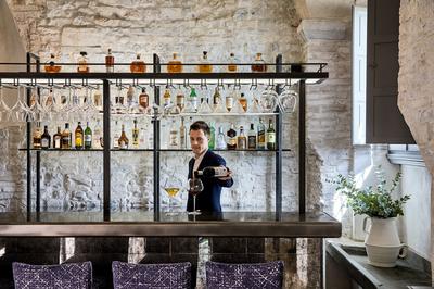 La Taverna Bar