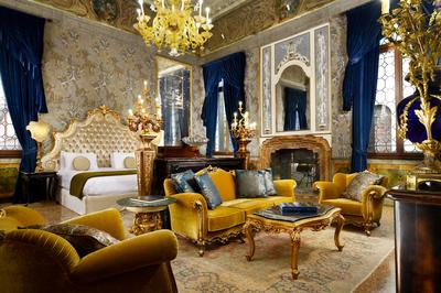 Luxury Suite