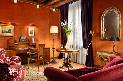 Prestige Room