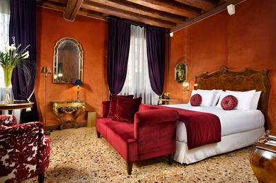 Prestige Room