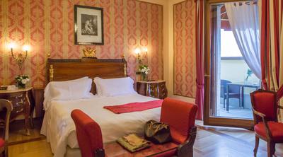 Grand Deluxe Room