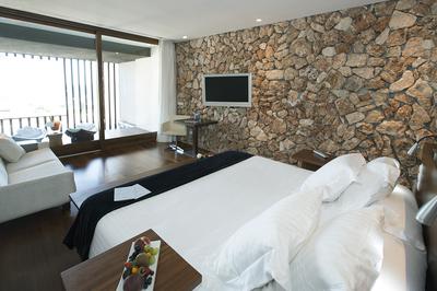 Natura Family Room