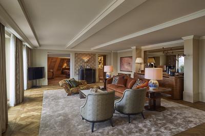 Royal Penthouse Suite