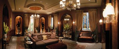 Eça de Queiroz Lounge