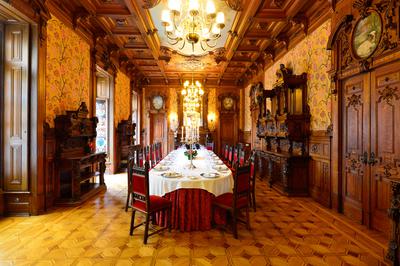 Renaissance Room