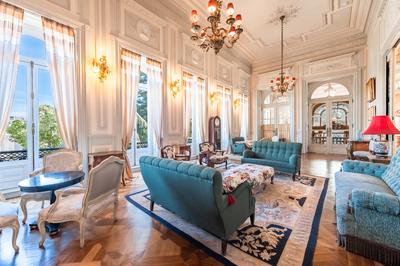 Blue Room