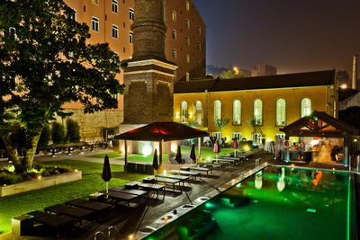 Exterior Swimming Pool