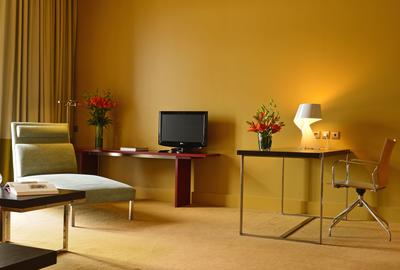 Suite Nicolau Nasoni Living Room