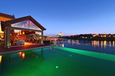 Exterior Swimming Pool
