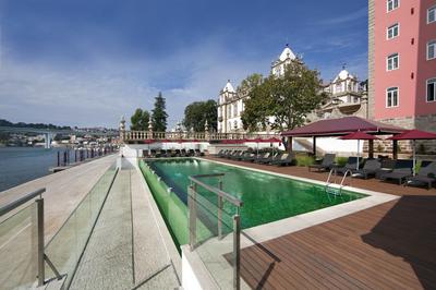 Exterior Swimming Pool