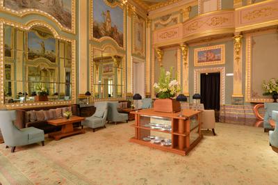 Details of the Mirror Room