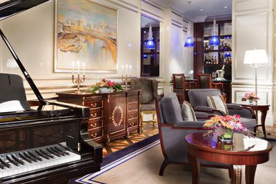 Royal Suite