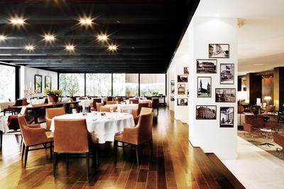 The Square Restaurant