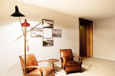 6th Floor Lounge