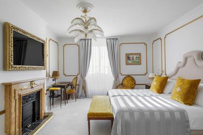 Grand Deluxe Suite