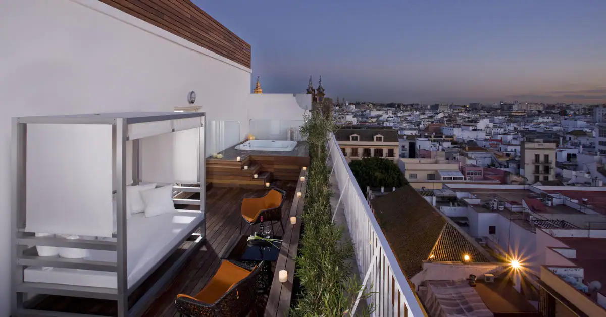 Penthouse Suite RedLevel