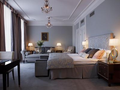 Suites with Lounge