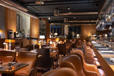 Noumi Bar & Grill