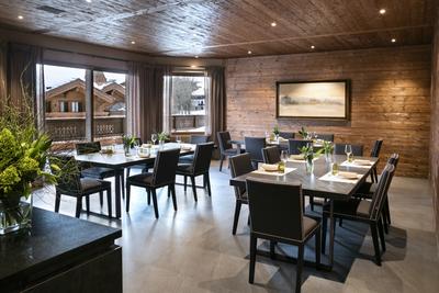 Business Facilities - Private Dining Room 01