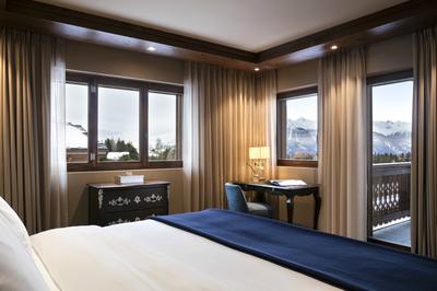 2-Bedroom Luxury Suite Apartment