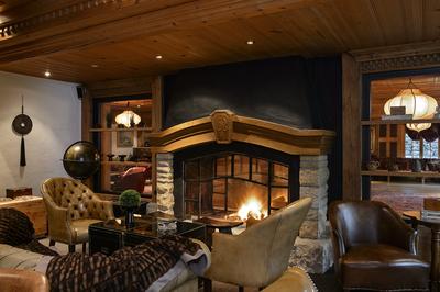 Cigar Lounge