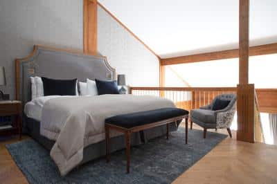 Deluxe Duplex Suite