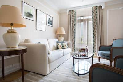 Premium Suite