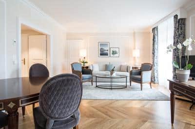 Premium Suite