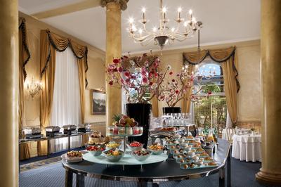 Breakfast Room