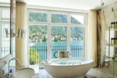 Scappi Residence with Lake View