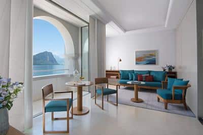 Deluxe Junior Suite With Lake View