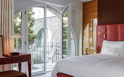 Junior Suite With Lake View