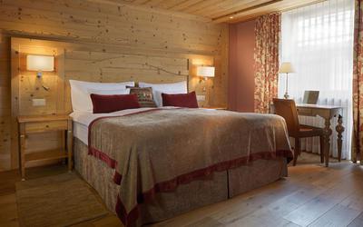 Chalet Style - Classic Matterhorn