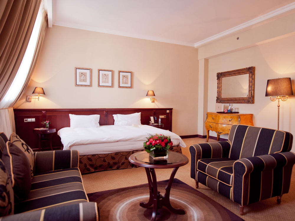 Opera Hotel