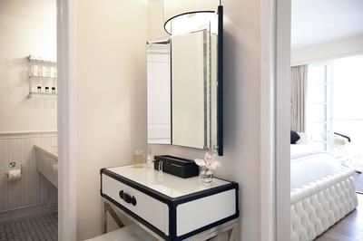 Guest room amenity