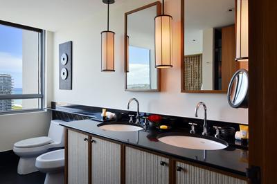 1-Bedroom Ocean Suite