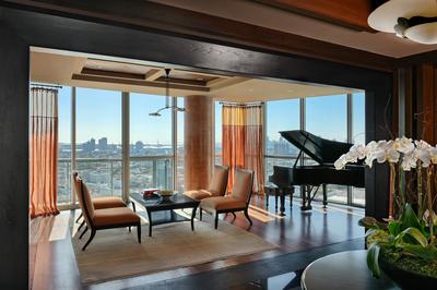 Penthouse Suite