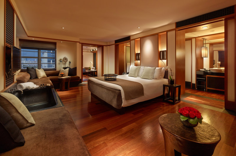 Art Deco Building, One Bedroom Suite City View