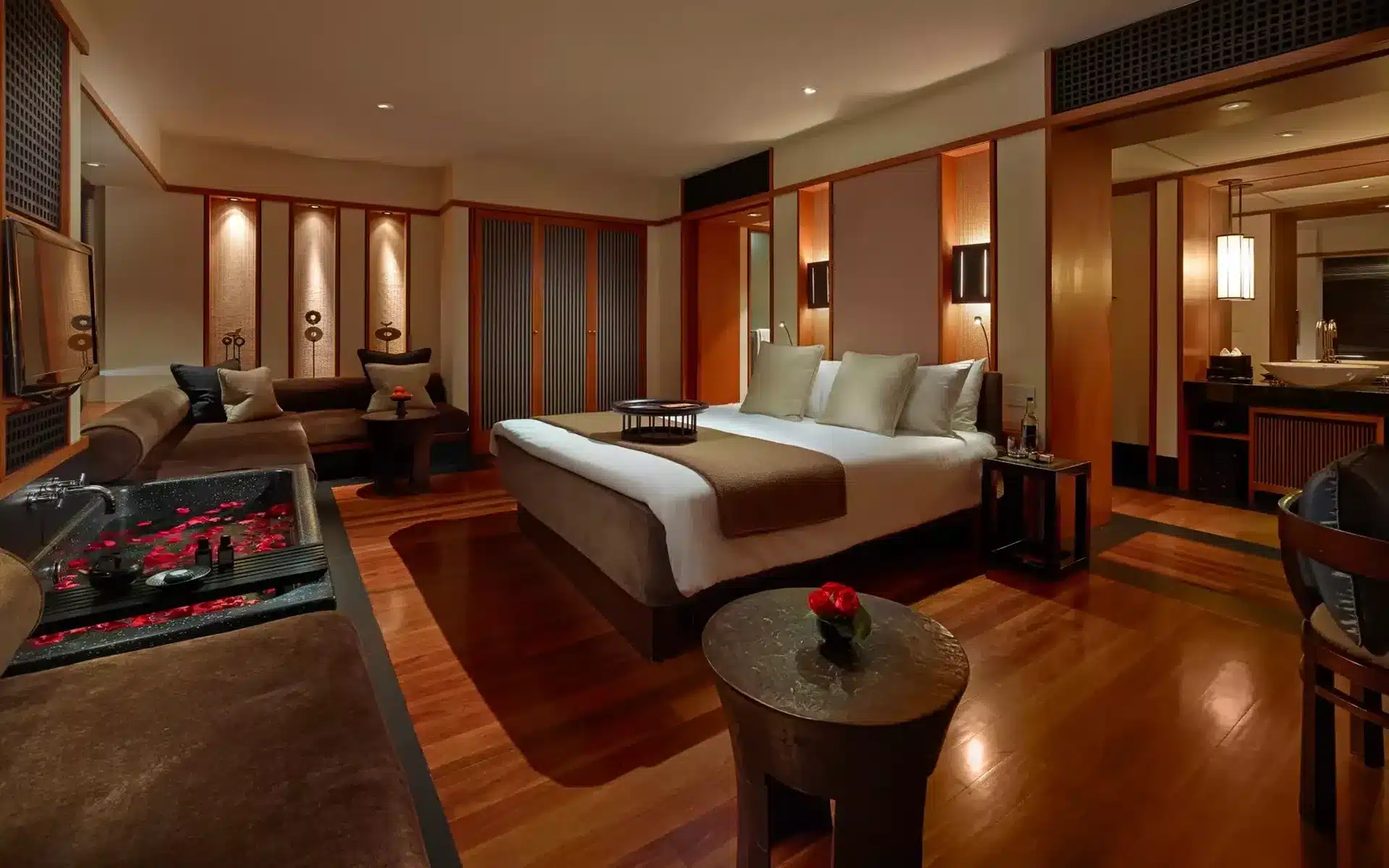 Art Deco Studio Suite Oceanview