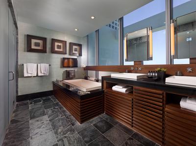 Penthouse Suite