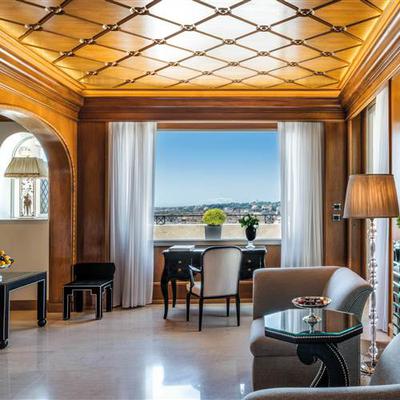 Presidential Villa Medici Suite