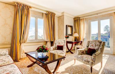 Sea View Deluxe Suite