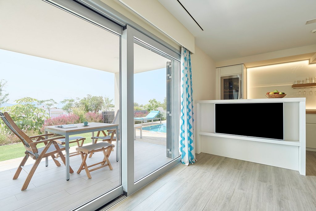 Garden Pool Suite Deluxe