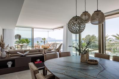 Grand Villa