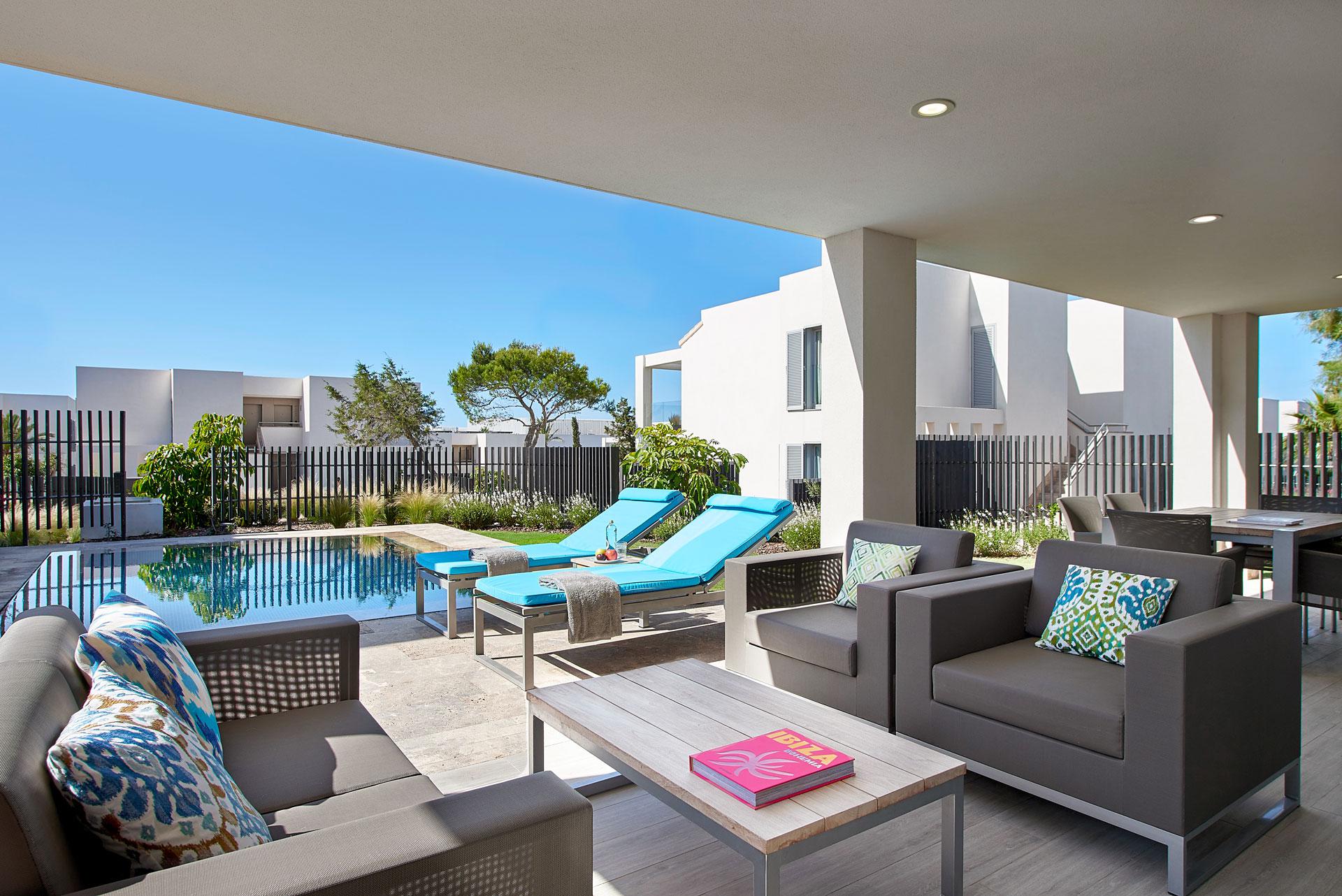 2-Bedroom Garden Suite - Pool