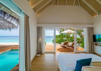 Pool Suite Beach Villa
